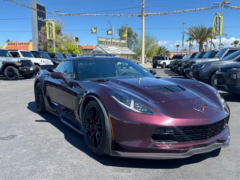 Used 2017 Chevrolet Corvette Z06 w/ Z07 Performance Package image 3