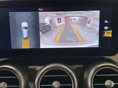Used 2021 Mercedes-Benz GLC 300 4MATIC image 21