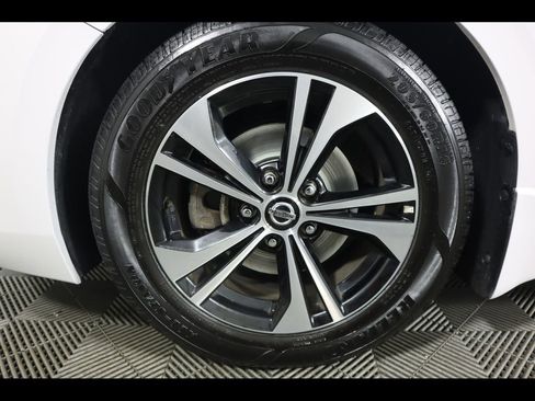 Certified 2022 Nissan Sentra SV w/ Trunk Package image 28