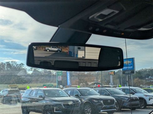 Used 2020 Chevrolet Silverado 1500 LTZ image 26