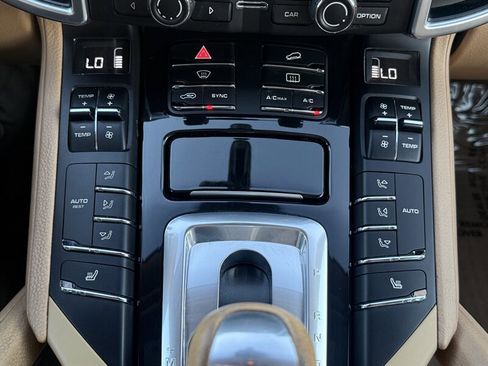 Used 2014 Porsche Cayenne Diesel image 44