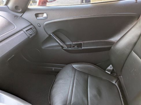 Used 2009 Saturn Sky Ruby Red image 27