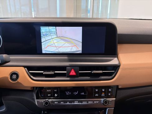 Used 2026 Kia Seltos EX w/ EX Sunroof Package image 11