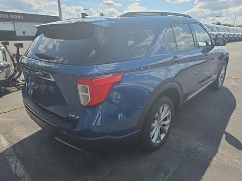Used 2022 Ford Explorer XLT w/ Equipment Group 202A AWD/4WD image 6