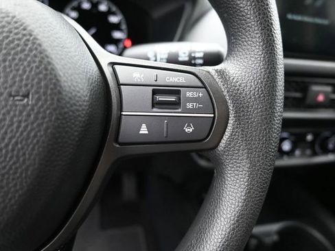 Certified 2026 Honda HR-V LX image 7