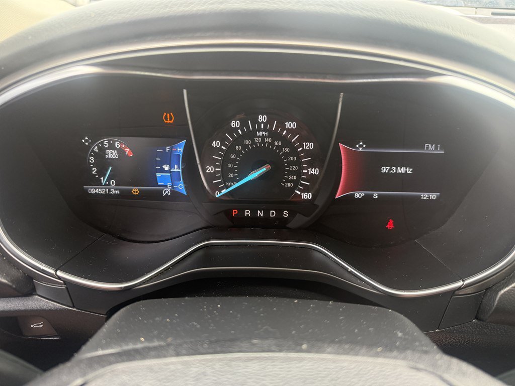 Used 2017 Ford Fusion SE w/ Fusion SE Technology Package FWD image 15