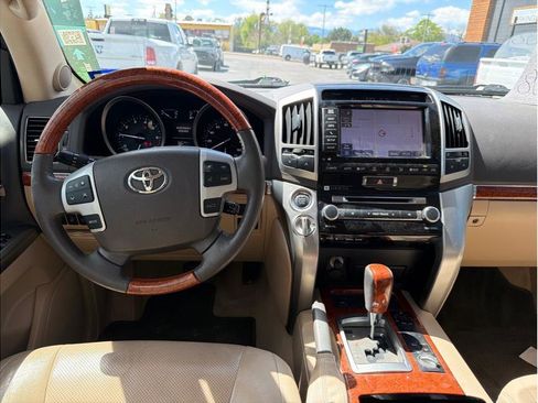 Used 2013 Toyota Land Cruiser AWD/4WD image 5