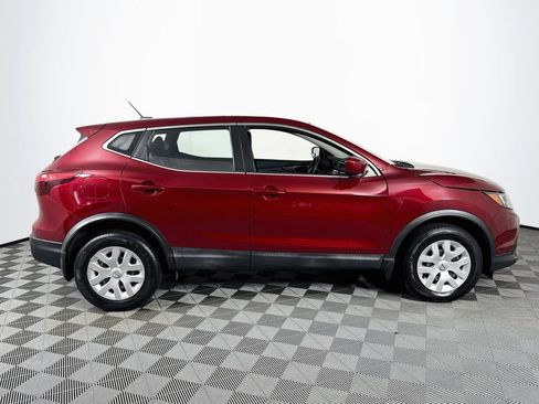 Used 2019 Nissan Rogue Sport S FWD image 8