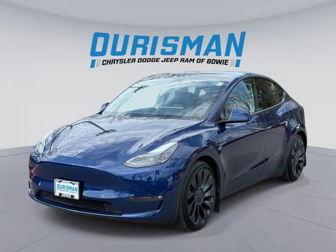 Used 2023 Tesla Model Y Performance image 5