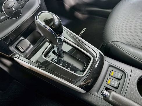 Used 2019 Nissan Sentra SL FWD image 28
