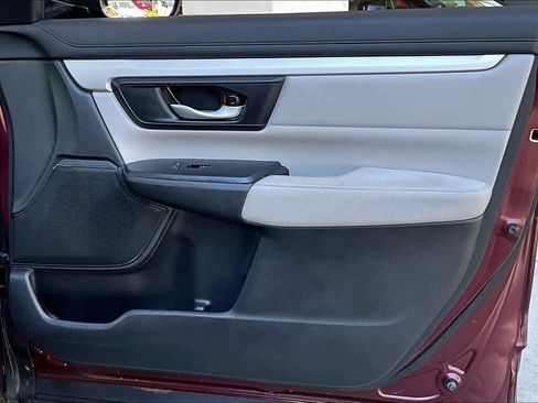 Used 2019 Honda CR-V LX image 22