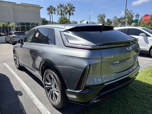 Used 2023 Cadillac Lyriq 2WD image 2
