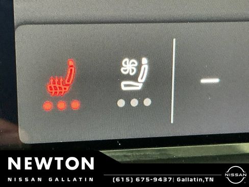 Used 2025 Volkswagen Atlas SE FWD image 8