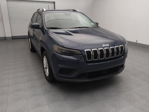 Used 2021 Jeep Cherokee Latitude FWD image 14