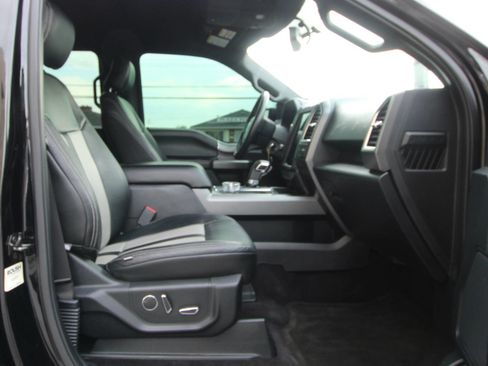 Used 2016 Ford F150 XLT w/ Equipment Group 302A Luxury AWD/4WD image 10