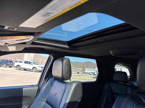 Used 2024 Dodge Durango GT image 16