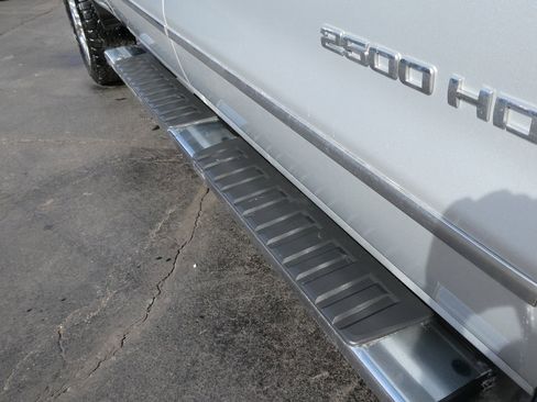 Used 2019 Chevrolet Silverado 2500 LTZ w/ Duramax Plus Package image 13