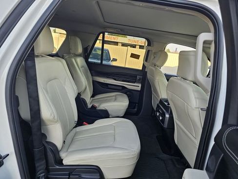 Used 2021 Ford Expedition Max Platinum image 29