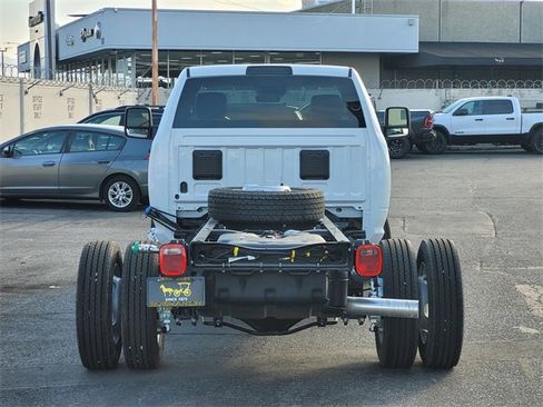 New 2026 RAM 5500 Tradesman w/ Chrome Appearance Group image 4