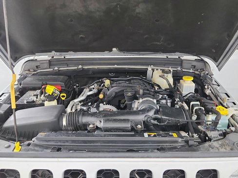 Used 2023 Jeep Gladiator Sport AWD/4WD image 40