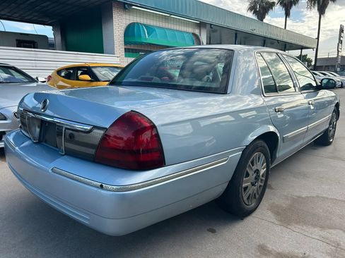 Used 2006 Mercury Grand Marquis GS RWD image 2