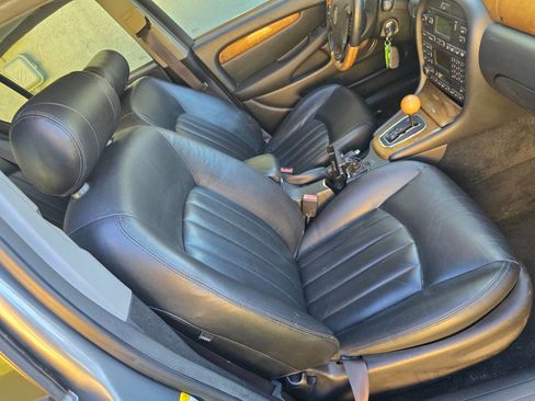 Used 2003 Jaguar X-TYPE 2.5 AWD/4WD image 9