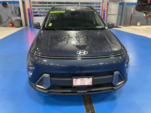 Used 2024 Hyundai Kona SEL w/ Convenience Package AWD/4WD image 2