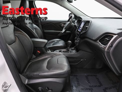 Used 2020 Jeep Cherokee Limited AWD/4WD image 26