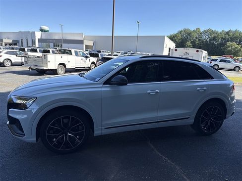 Used 2023 Audi SQ8 Prestige image 4