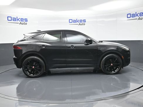 Used 2021 Jaguar E-PACE SE image 8