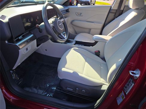 Used 2025 Hyundai Kona SEL image 26