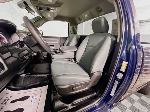Used 2018 RAM 1500 Express RWD image 15