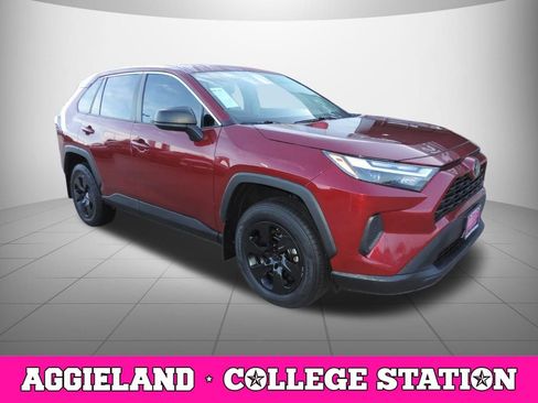 Used 2023 Toyota RAV4 LE FWD image 3
