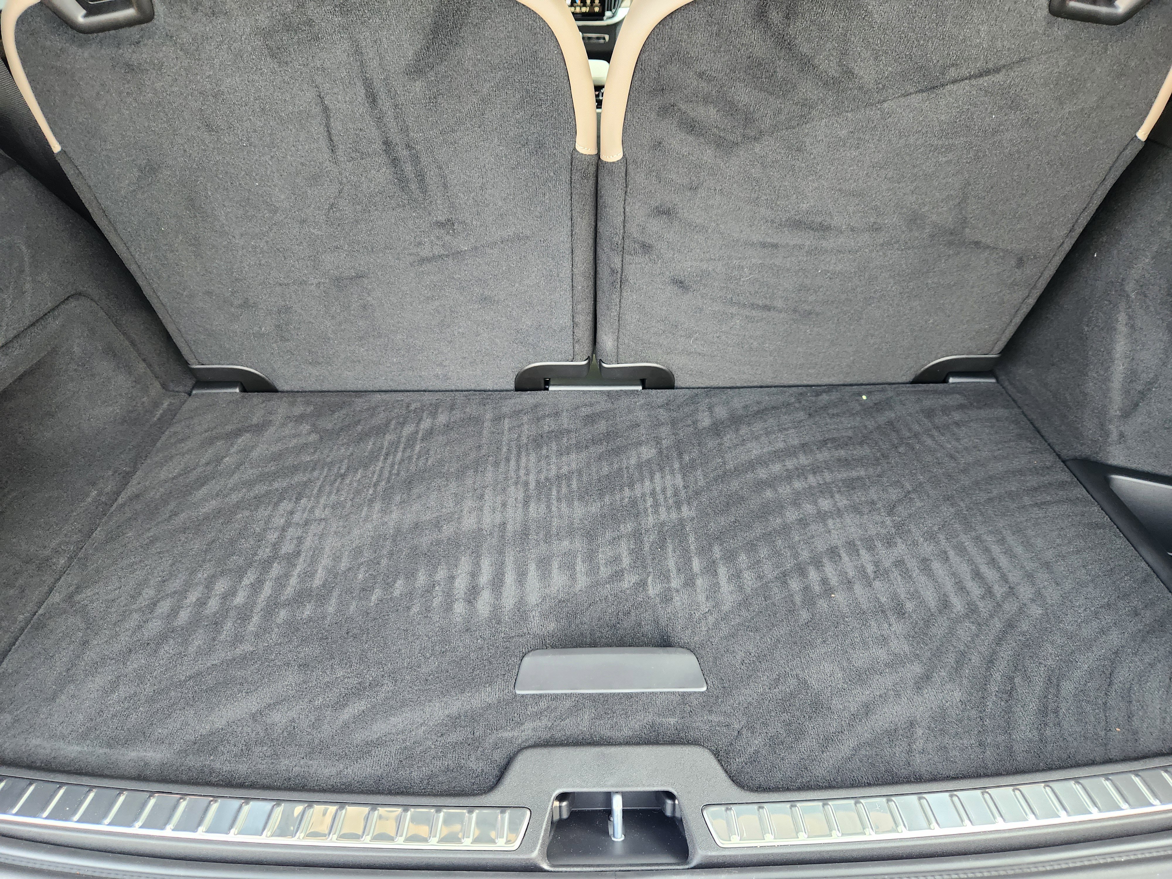 Used 2026 Volvo XC90 B6 Ultra w/ Protection Package AWD/4WD image 31