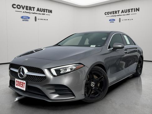 Used 2019 Mercedes-Benz A 220 4MATIC image 1