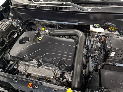 Certified 2023 Chevrolet Equinox LT FWD image 29
