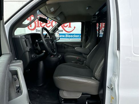 Used 2024 GMC Savana 2500 w/ Driver Convenience Package image 21