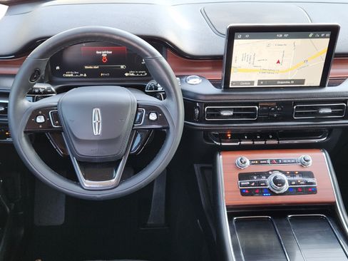 Used 2022 Lincoln Aviator Reserve w/ Elements Package Plus RWD image 25