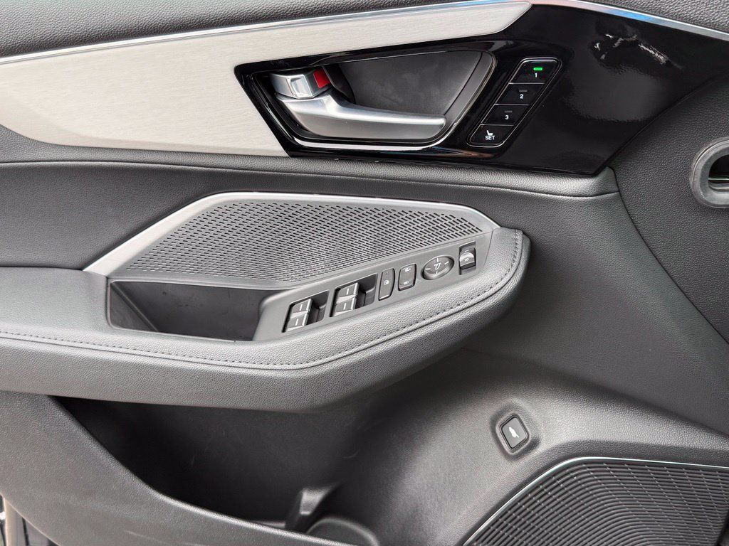 Certified 2026 Acura MDX SH-AWD image 26