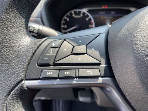 Used 2024 Nissan Altima 2.5 SV AWD/4WD image 20