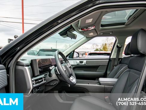 Used 2025 Hyundai Santa Fe XRT image 10