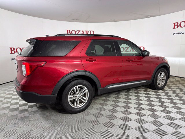 Used 2023 Ford Explorer XLT w/ Equipment Group 202A RWD image 12