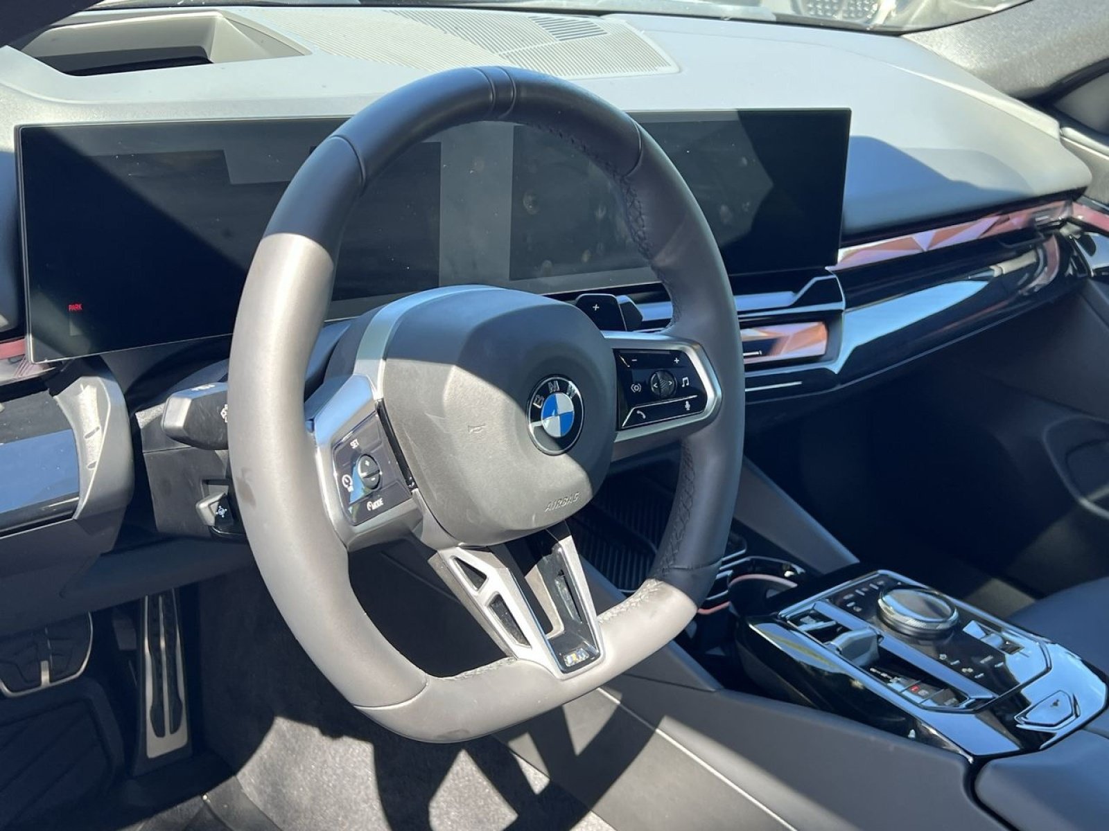 Used 2027 BMW 540i xDrive w/ M Sport Package AWD/4WD image 13