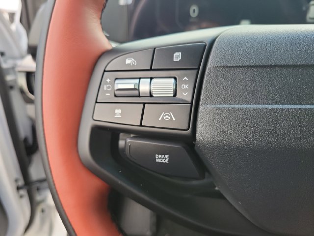 New 2026 Kia Sportage SX FWD image 24