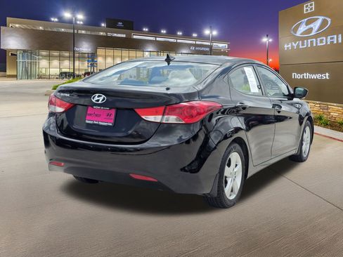 Used 2013 Hyundai Elantra GLS w/ Preferred Pkg FWD image 7