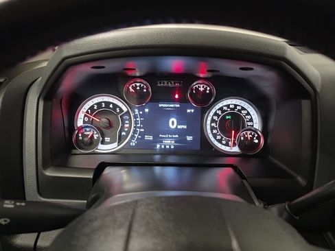 Used 2018 RAM 2500 Big Horn image 16