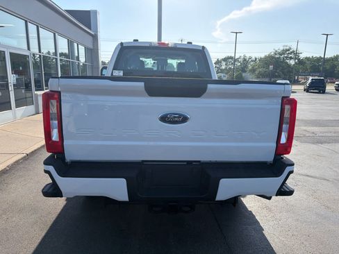 New 2026 Ford F350 Lariat w/ Black Appearance Package AWD/4WD image 14