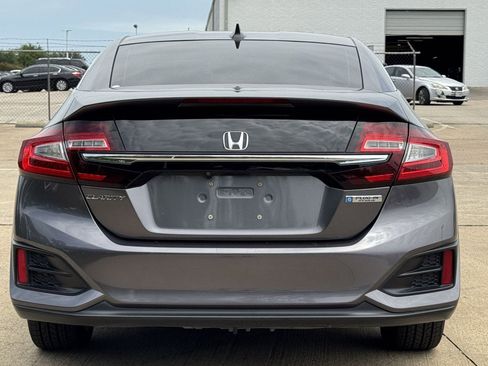 Used 2019 Honda Clarity Plug-In Hybrid image 5