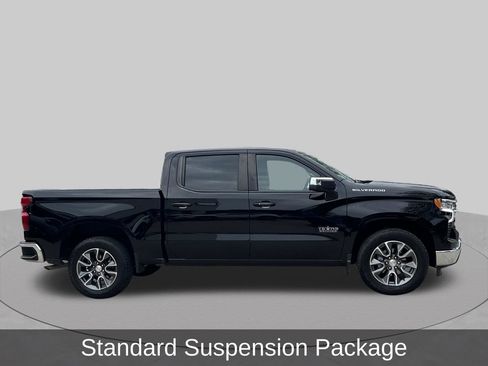 Used 2024 Chevrolet Silverado 1500 LT RWD image 7