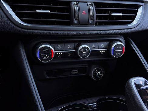 Used 2024 Alfa Romeo Giulia Ti image 13